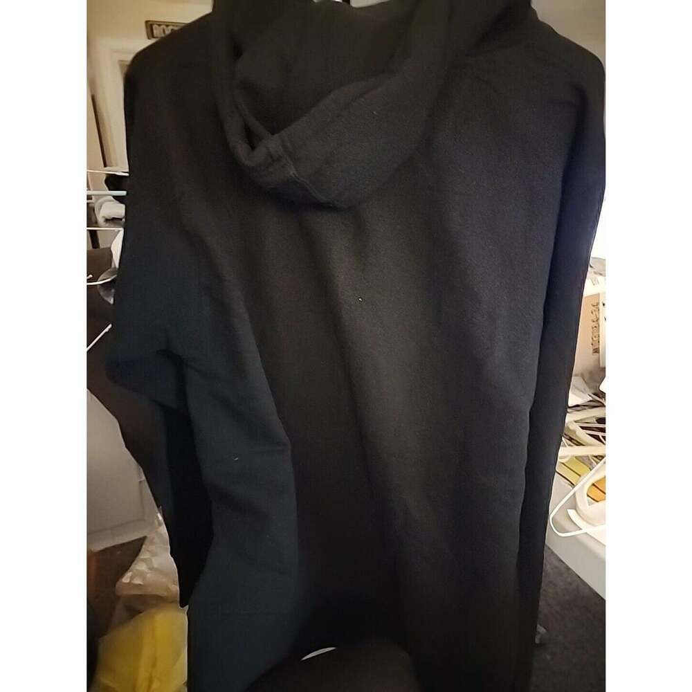New Young and Reckless OG Reckless Mens Black Hoodie NWT Sz M Excellent CR5
